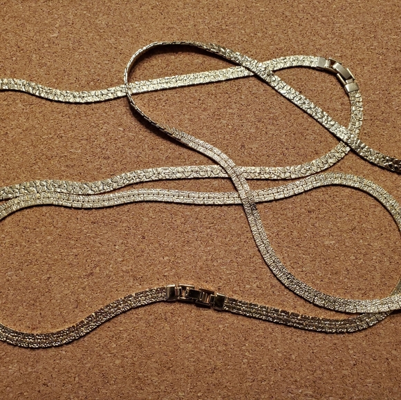 Gold Plated 18 inch Reversible Detail Chains - Picture 3 of 4